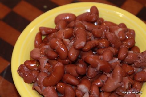 How to Cook Dry Kidney Beans (Slow Cooker) | Recipes We Love Beans Slow Cooker, Beans Recipe Crockpot, Dry Beans Recipe, Recipes With Kidney Beans, Beans In Crockpot, Beans Beans, Slow Cooker Baking, Cooking Dried Beans, Cooking Soup