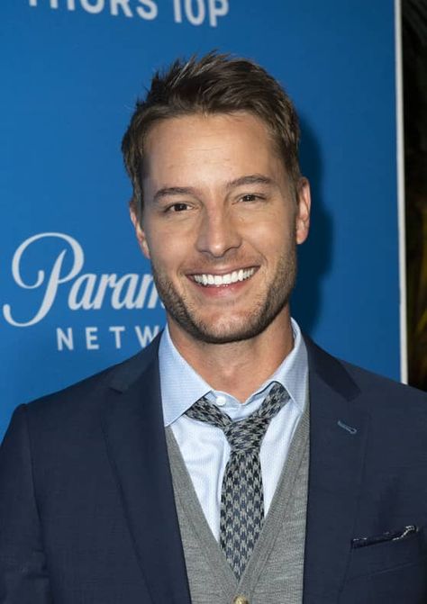 Hot Pictures of Justin Hartley | POPSUGAR Celebrity Justin Hartley Smallville, Justin Hartley, Smallville, Real Life Stories, Good Looking Men, Fitness Beauty, Popsugar, Hot Summer, Summer Days