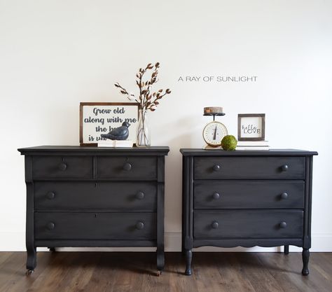 His and hers mismatch grey nightstands or dressers in Urbane Bronze with black antique glazing by A Ray of Sunlight Mismatched Nightstands, Grey Painted Furniture, Dark Gray Bedroom, Dresser And Nightstand, Antique Dressers, Rustic Tables, Painted Night Stands, Dresser Painted, Grey Bedroom Furniture