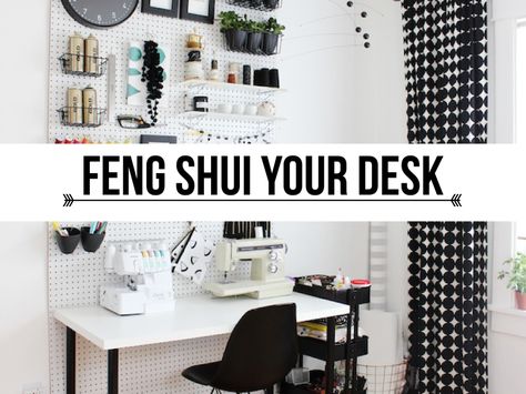 How to Feng Shui your desk-01 Feng Shui Desk Placement, Desk Feng Shui, Feng Shui Your Desk, Attract Positive Energy, Kale Quinoa, Vanity Decor, Other Space, Ancient Chinese, Office Ideas