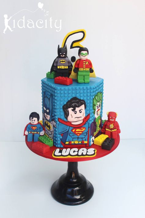 Lego Torte, Lego Batman Cakes, Lego Batman Birthday, Marvel Birthday, Lemon And Coconut Cake, Lego Birthday Cake, Savory Cakes, Batman Cake, Birthday 5