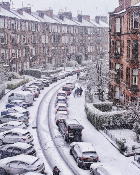 Glasgow January 2016 Places In Scotland, Glasgow Scotland, Wonderful Picture, Scotland Travel, Best Cities, Winter Scenes, Tourist Attraction, Glasgow, Edinburgh