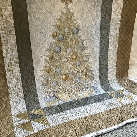 Grace and Peace Quilting: 🎄Two Christmas Panels 🎄 Christmas Tree Panel Quilt Patterns, Christmas Tree Panel Quilt, Christmas Quilt Panels, Christmas Panel Quilts Ideas Layout, Christmas Panel Quilts, Quilt Panel Border Ideas, Christmas Panels, Christmas Fabric Panels, Grace And Peace