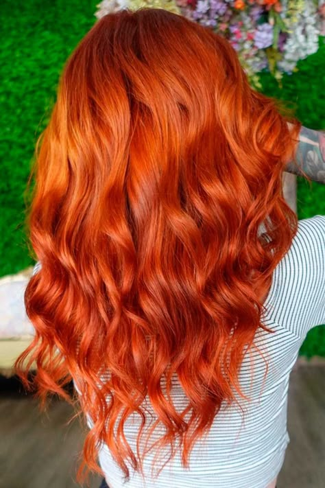 Copper Orange Hair, Copper Hair With Highlights, Bright Copper Hair, Burnt Orange Hair, Orange Hair Color, Orange Hair Dye, Red Orange Hair, Cheveux Oranges, Red Copper Hair Color