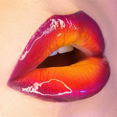 Fun Lip Makeup, Crazy Lip Makeup, Lip Designs Art, Prismacolor Reference, Lip Makeup Art, Colorful Lipstick, Crazy Lipstick, Lip Artwork, Art Lips