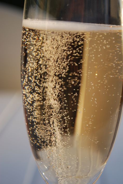 Champagne Bubbles Champagne Popping Aesthetic, Champagne Aesthetic Vintage, Champagne Pouring Aesthetic, Champagne Bubbles Background, Pouring Champagne Photography, Champagne France Aesthetic, Champagne Bubbles, Champagne Region, Aesthetic Vintage