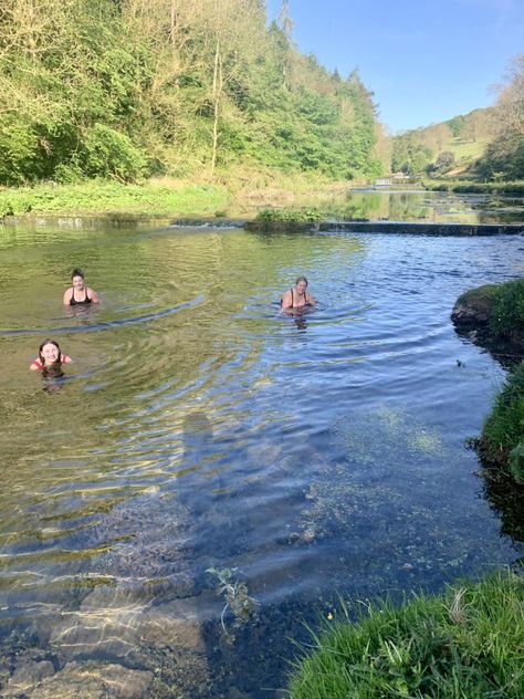 The Best Wild Swimming Spots in Youlgreave, Peak District Outdoor Swimming, Peak District Aesthetic, The Lake District, Wild Swimming Uk, Wild Swimming, Peak District England, English Summer, Peak District National Park, Peak District