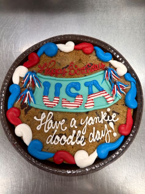 Patriotic Cakes, Message Cookies, Delish Cakes, Deco Cake, Patriotic Cake, Large Cookies, Patriotic Cookies, Cookie Cake Designs, Fourth Of July Cakes