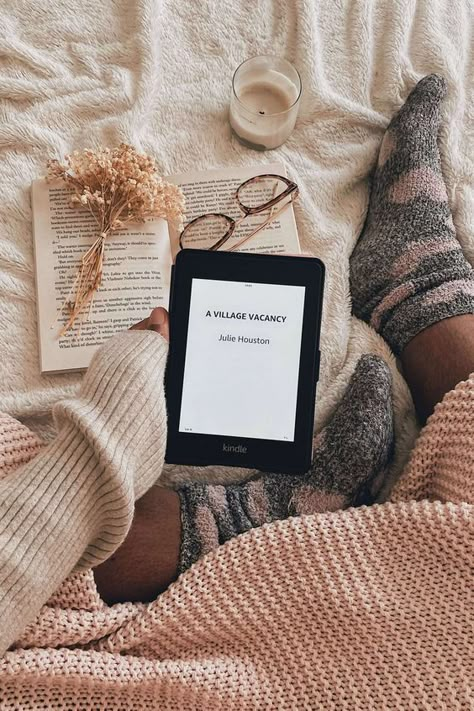 Are u tired by carying heavy books with you? Theres one solution, try Kindle, your ebook reader 📖 Small, compact device that allows you read your favorite book everywhere, everytime 🙈🤩 #kindle #ebookreader #kindlepaperwhite #book #makeyourlifesimple #kindleebook #paperwhite skin #paperwhiteebook #compactdevice #easyaccess #readwhereveryouwant Kindle Aesthetic, Book Flatlay, Bookstagram Ideas, Reading Motivation, Bookstagram Inspiration, Book Instagram, Reading Aesthetic, Books Coffee, Kindle Paperwhite