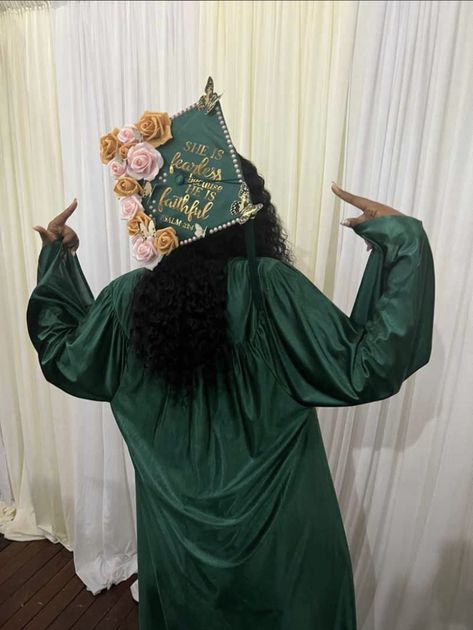 graduation black girl, graduation aesthetic, graduation outfit ideas, graduation pictures, graduation aesthetic Graduation Dresses With Black Cap And Gown, Green Graduation Aesthetic, Graduation Green Cap And Gown, Green Graduation Gown And Cap, Graduation Girl Aesthetic, Green Cap And Gown Graduation Outfits, Graduation Aesthetic Black Women, Graduation Hairstyles With Cap Black, Highschool Graduation Dress