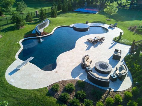 Swimming Pools Backyard 2023, Pool Shapes Layout, Modern Freeform Pool, Pool Designs Modern, Pool Design Modern, Overflow Pool, Diving Boards, Dream Backyard Pool, Freeform Pools