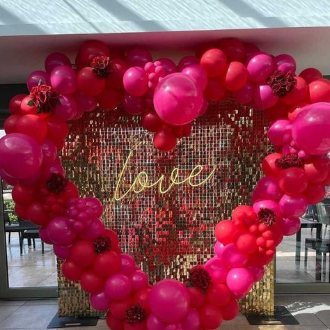 Heart Shaped Balloon Garland, Heart Shaped Backdrop, Fuchsia Balloons, Backdrop Setup, Event Decor Ideas, Heart Shaped Balloons, Party Decorations Table, Formal Ideas, Flower Balls