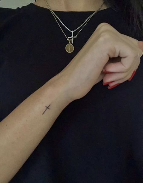 Tattoo Placement Ideas Wrist, Simple Cross Wrist Tattoo, Mini Tats Cross, Tattoo Ideas Female Small Cross, Small Cross On Wrist Tattoo, Cross On Arm Tattoo Women, Mini Cross Tattoos For Women, Small Crucifix Tattoo, Minimalistic Cross Tattoo