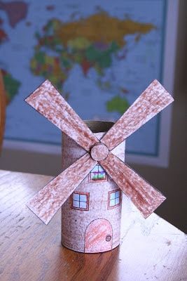 Around The World Theme, Christmas Around The World, Program Ideas, World Crafts, Camping Crafts, Toilet Paper Roll, Week 1, Summer Crafts, Art Activities