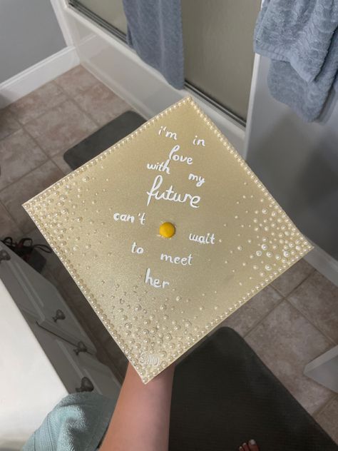 Graduation Cap Designs Billie Eilish, Billie Eilish Graduation Cap Ideas, Billy Joel Graduation Cap, Billie Eilish Grad Cap, Grad Caps Aesthetic, Billie Eilish Graduation Cap, Grad Cap Inspo Aesthetic, Lyric Ideas, Diy Grad Cap