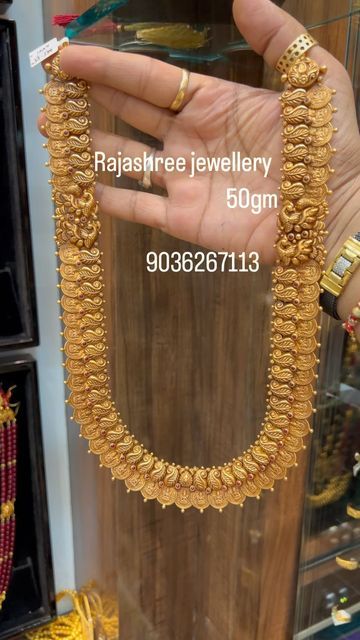 Kaasula Haaram, Kasu Malai, Necklace Set Indian Bridal Jewelry, Indian Gold Necklace Designs, Indian Gold Necklace, Wedding Jewelry Sets Bridal Jewellery, Long Haram, Gold Jewels Design, Gold Bridal Necklace