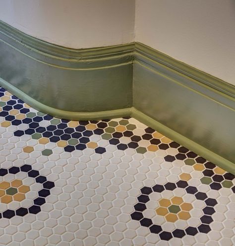 Bathroom New York, Craftsman Bathroom, Recessed Cabinet, Window In Shower, Vintage Craftsman, Penny Tile, Kitchen And Bath Design, Tile Inspiration, Sopot