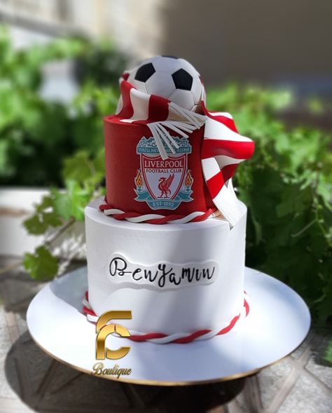 Liverpool Cake Ideas Birthday, Liverpool Birthday Cake, Football Team Cake, Lfc Cake, Liverpool Fc Cake, Bf Bday, Soccer Cakes, Liverpool Cake, Soccer Birthday Cakes