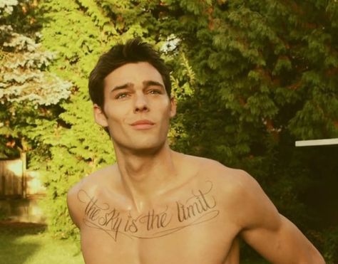 holden nowell Holden Nowell, Wattpad Novels, Wrestling Quotes, Call Me Maybe, Character Inspiration, We Heart It, Flash, Acne Studios, Acne