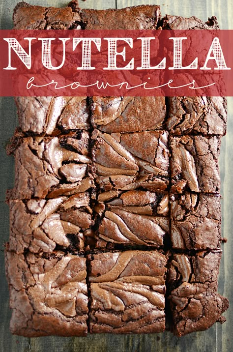 Nutella Brownies Nutella Recipes Brownies, Nutella Desserts, Nutella Brownies, Baileys Irish, Nutella Recipes, Chocolate Nutella, Fast Recipes, Fudgy Brownies, Irish Cream