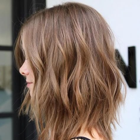 Rambut Brunette, Golden Brown Hair, Brown Hair Shades, Brown Hair Looks, Balayage Blonde, Hair Color Light Brown, Haircut Styles, Brown Balayage, Light Hair Color