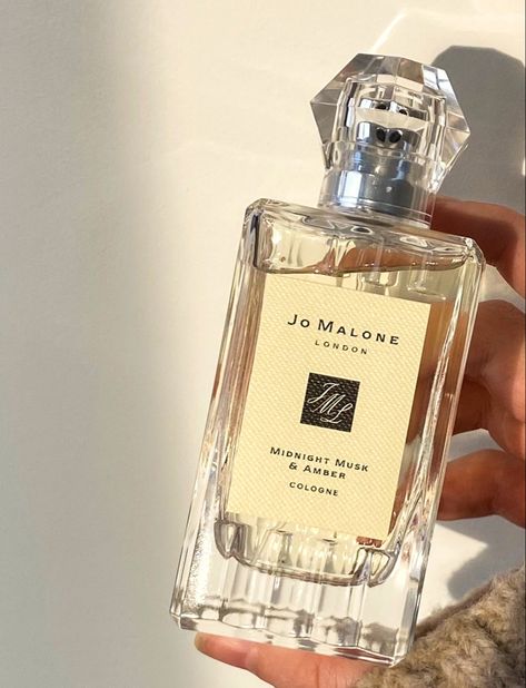 Jomalonelondon Perfume, Creative Iphone Case, Fragrances Perfume Woman, Perfume Collection Fragrance, Perfume Lover, Luxury Perfume, Jo Malone, Favorite Scents, Perfume Collection