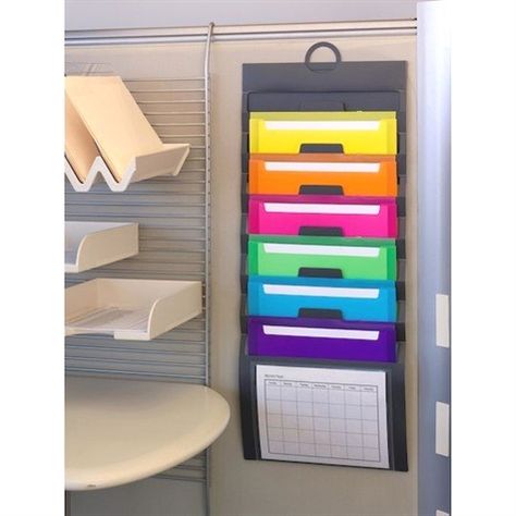 Small Office Organization, Cubicle Organization, Work Cubicle, Cubicle Decor Office, Office Organization At Work, Work Office Decor, Medicine Organization, Art Deco Decor, Wall Organizer