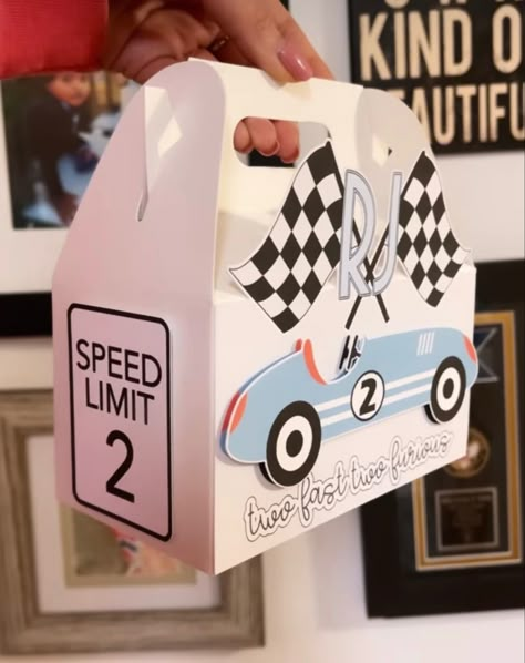 Neutral Car Theme Birthday, Two Fast Goodie Bags, 1st Birthday Car Theme, Vintage Car Birthday Party, Two Fast Birthday Party Boy, 2 Fast Birthday Party, Race Car Themed Birthday Party, Two Fast Two Furious, Vintage Car Party