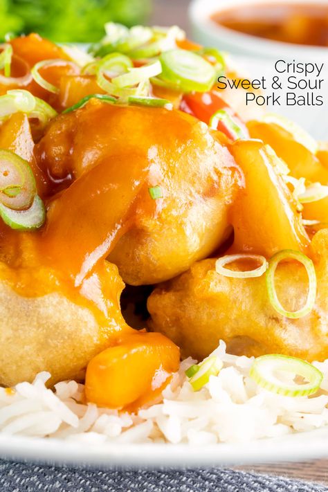 Sweet and sour pork balls, a Chinese takeaway classic, pork in a simple crispy batter & fried then served with a glorious sweet & tangy sauce. An indulgent and nostalgic recipe that, despite the long list of ingredients, takes right around 30 minutes to cook. Pork Balls Chinese, Chinese Pork Balls Recipe, Sweet And Sour Pork Balls, Sweet And Sour Pork Chops, Chinese Pork Recipes, Sweet N Sour Pork Recipe, Best Pork Recipe, Wok Recipes, Fakeaway Recipes