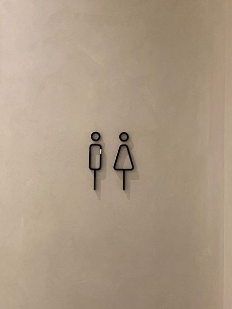 Coffee Shop Bathroom Design, Minimalist Cafe Aesthetic, Wc Aesthetic, Minimalist Cafe Interior, Minimal Cafe Interior, Minimal Cafe Design, Minimal Coffee Shop, Minimalist Coffee Shop, Minimalist Cafe