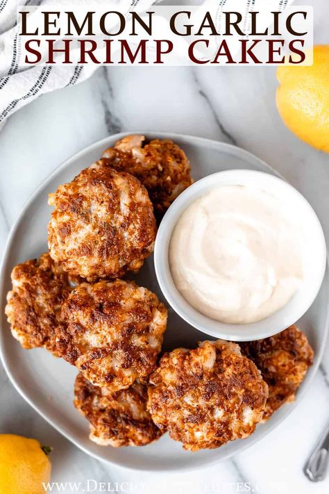 Move over crab, there's a new cake in town! This easy recipe for Lemon Garlic Shrimp Cakes are packed with so much garlicky, lemony flavor. They make an absolutely delicious summer appetizer or dinner. Shrimp Cakes Recipe, Shrimp Cake Recipe, Shrimp Cakes, Lemon Garlic Shrimp, Shrimp Recipes Healthy, Best Seafood Recipes, Garlic Shrimp, Summer Appetizer, New Cake