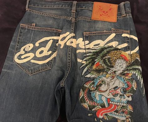 Ed Hardy Jeans, Chill Style, Dr Closet, Christian Audigier, Y2k Vibes, Jeans Y2k, Fame Dr, Y2k Baggy, Ed Hardy