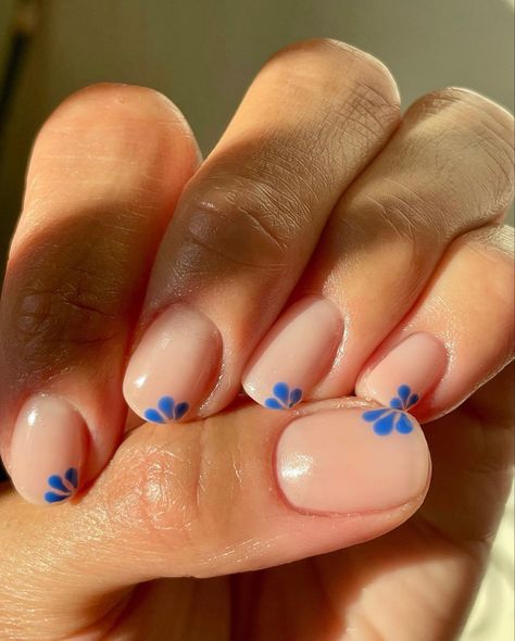 Romantic Nails, Subtle Nails, Minimal Nails, Summery Nails, Short Nail, Short Nail Designs, Neutral Nails, Minimalist Nails, Funky Nails