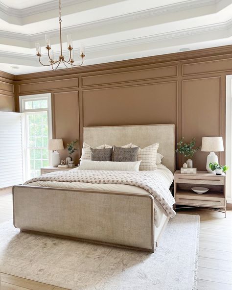 Cream Headboard Bedroom, Beige Bed Frame Room Ideas, Beige Headboard Bedroom, Cream Headboard, Tan Headboard, Beige Bed Frame, Beige Headboard, Headboard Bedroom, House Staging