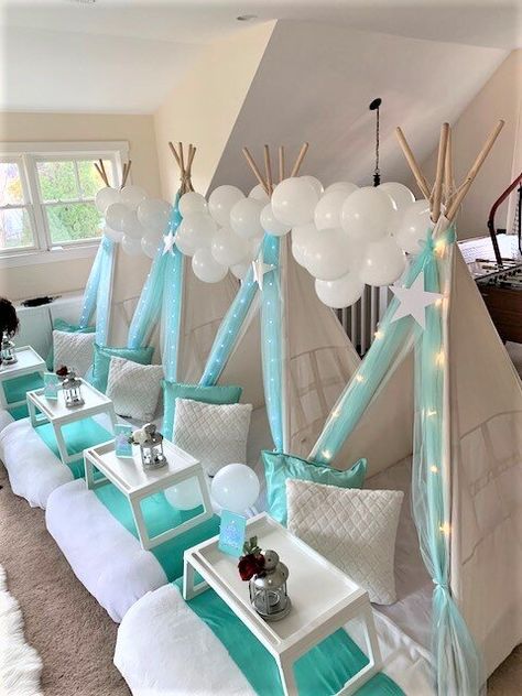 Teepee Bachelorette Party, Tepee Tent Party, T Pee Tent, Teepee Party Themes, Beach Slumber Party Ideas, Tp Party Ideas, Slumber Tent Party Ideas, Tent Theme Birthday Party, Slumber Party Teepee