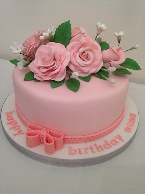 Extravagant Cakes, Strawberry Roll, Temper Chocolate, Rose Cakes, Birthday Cake Roses, 80 Birthday, 80 Birthday Cake, Cake Decorating With Fondant, Birthday Roses