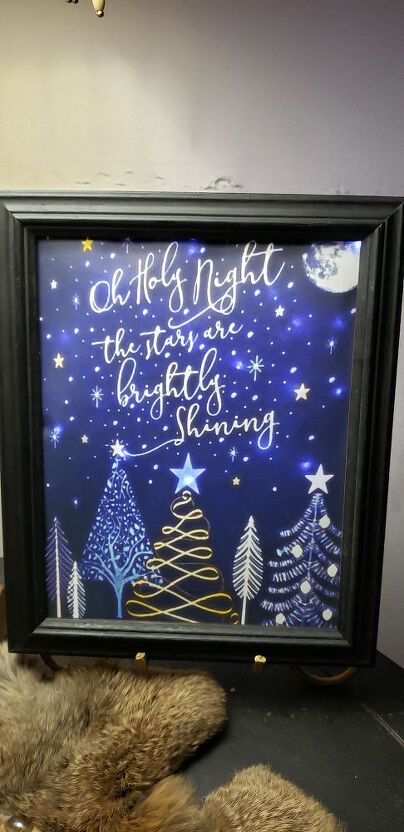 How to Make Twinkle Christmas Pictures DIY | Hometalk Lighted Picture Frame Diy, Christmas Pictures Diy, Christmas Picture Frames, Diy Christmas Lights, Christmas Quote, Christmas Picture, Diy Picture Frames, Light Crafts, Lighted Canvas