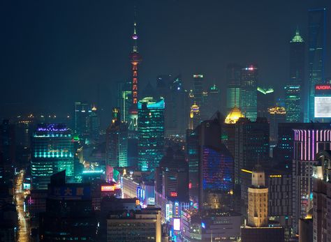 Shanghai Neo Tokyo, Cyberpunk Aesthetic, Cyberpunk City, Aesthetic Japan, City Vibe, Urban Setting, Futuristic City, Cyberpunk Art, Night City