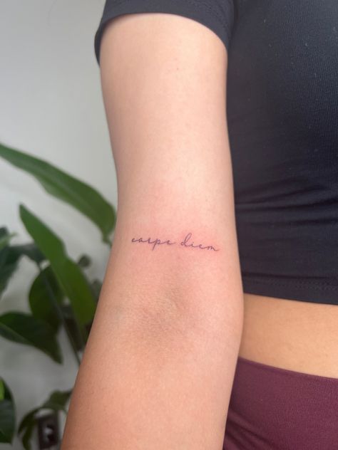 cute tattoos Carpe Diem Minimalist Tattoo, Small Carpe Diem Tattoo, Cursive Tattoo On Wrist, Cursive Spanish Tattoos, Minimalist Tattoo Fine Line, Font Tattoo Women, Tattoo Ideas Carpe Diem, Sweet Caroline Tattoo, Carpe Firm Tattoo