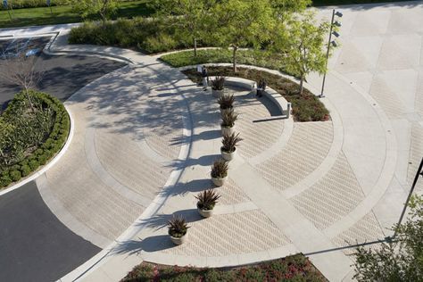 Among the elements that portray the geometry of the project is the visitor Arrival Court, which adds color and texture. This drop-off and shuttle stop provides an entry to the Main Courtyard when events take place (photo: Cris Costea). Streetscape Design, Pavement Design, Plaza Design, Paving Pattern, Paving Design, Urban Landscape Design, Landscape Concept, Urban Park, Landscape Architecture Design