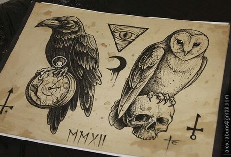 Crow and owl Tupac Tattoo, Rabe Tattoo, Crow Tattoo, Hawaiian Tattoo, Raven Tattoo, Cherry Blossom Tattoo, Owl Tattoo, Tattoo Flash Art, Flash Art