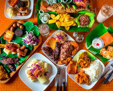 Nicaragua Culture, Nicaragua Food, Costa Rica Food, Travel Countries, San Jose Costa Rica, Food Stations, Tamarindo, Thai Food, Thai Recipes