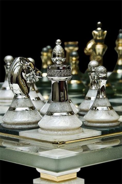 . Raindrops And Roses, Chess Set Unique, Chess Master, Chess Board Game, Kings Game, Chess Game, Chess Pieces, Unique Things, Chess Set