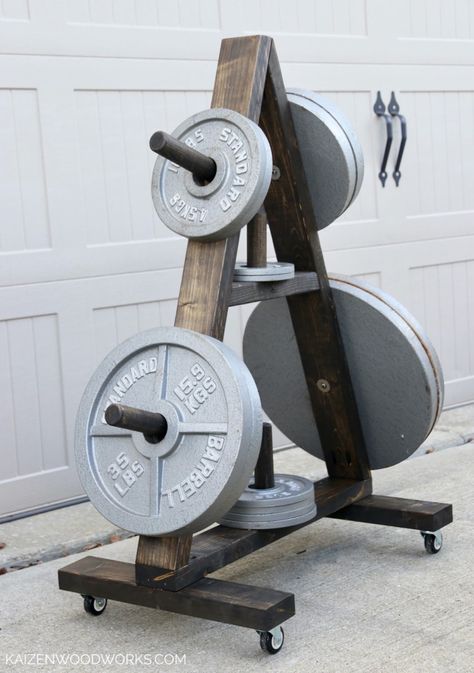 Diy Weight Storage, Diy Weight Rack, Home Made Gym, Diy Garage Gym, Diy Gym Equipment, Diy Garage Work Bench, Dream Gym, Adult Playground, Home Gym Garage