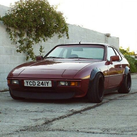 Porsche 924 UK RHD spec with fender flares Porsche 968, Stanced Cars, Porsche 924, Porsche 928, Porsche 914, Porsche 944, Vintage Porsche, Vw Porsche, Vw Touareg