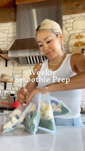 Morning Protein Smoothie, Morning Protein, Protein Smoothie Recipes, Smoothie Prep, Sandwich Bag, Detox Plan, Smoothie Diet Plans, Busy Morning, Vegan Smoothies