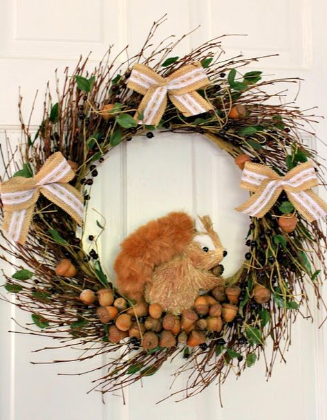 Diy Crafts Fall, Bird Wreath, Crafts Fall, Fall Acorns, Fall Thanksgiving Wreaths, Fun Cakes, Twig Wreath, A Squirrel, Thanksgiving Wreaths