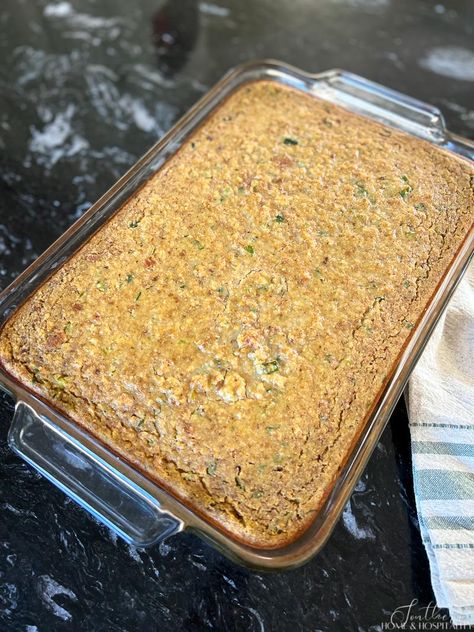 This good old-fashioned southern cornbread dressing is perfectly fluffy, moist, and full of flavor and made easier with a couple of secret ingredients. It's a must for Thanksgiving dinner or Christmas and will even have Mom asking for your recipe! Old Fashioned Cornbread Dressing, Homemade Cornbread Dressing, Southern Dressing, Southern Cornbread Dressing, Moist Cornbread, Cornbread Dressing Southern, Southern Thanksgiving, Dressing Recipes Cornbread, Traditional Thanksgiving Menu