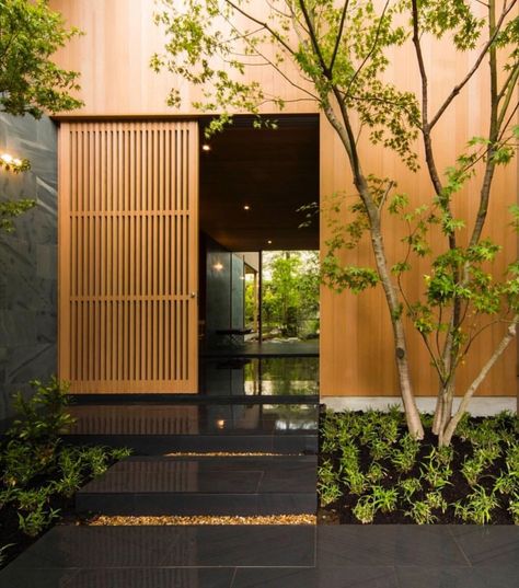 House Design Exterior, Timber Cladding, Japanese Interior, Design Exterior, Japanese Architecture, Japanese House, House Entrance, Modernism, Building Design