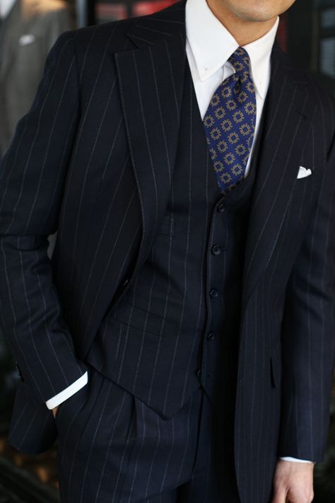 Royal Tuxedo, Three Piece Suit Mens, Navy Pinstripe Suit, Mens Dress Outfits, Suit Combinations, Blue Suit Men, Suits Men Business, Classy Suits, Formal Men Outfit